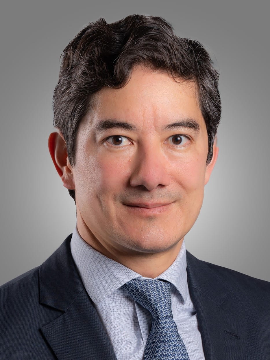 Michael Henningsen Headshot