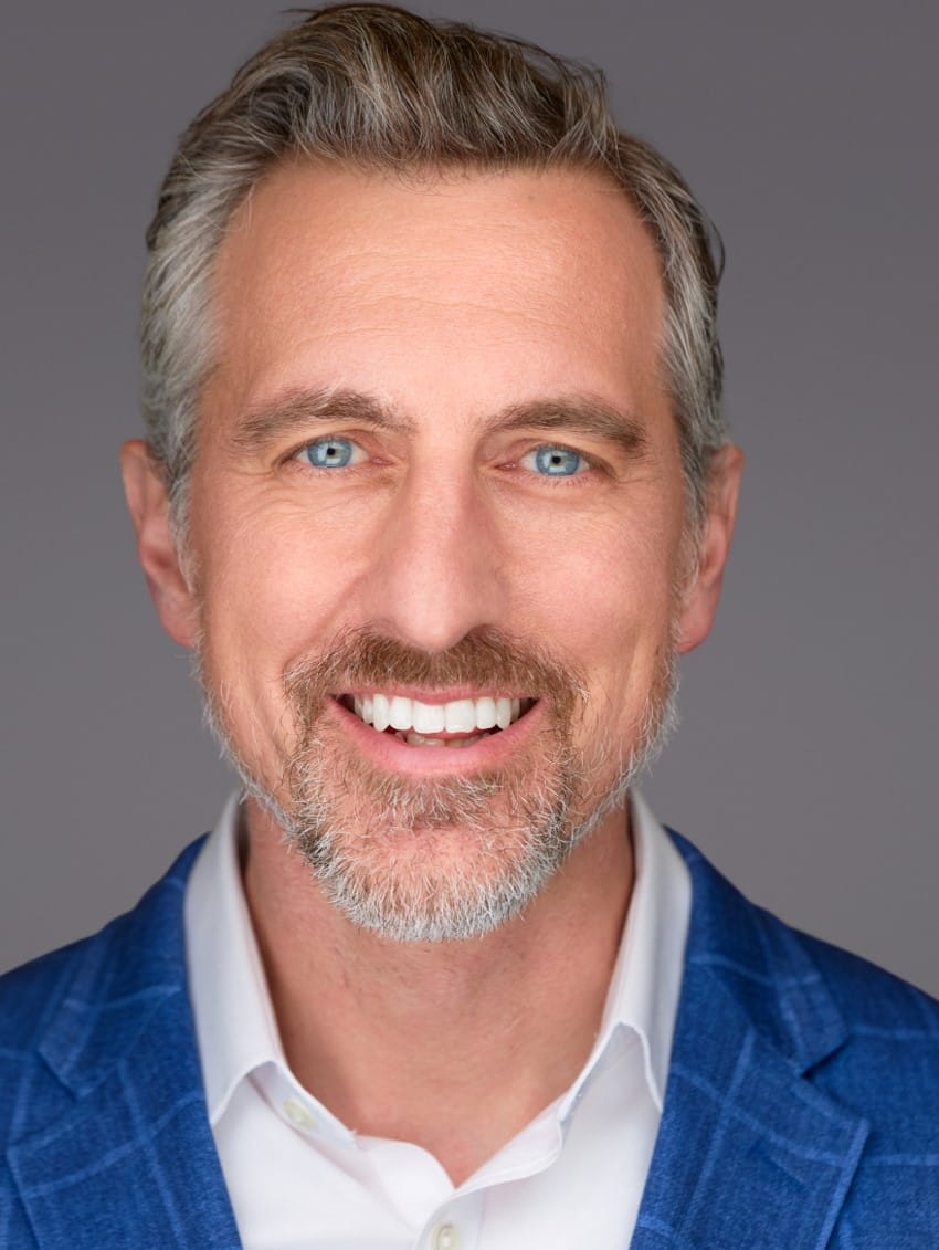 Robert Schwarz Headshot